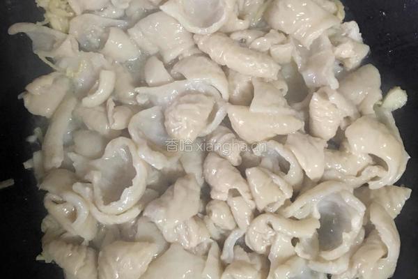 【雪菜炒大肠】的做法图解7