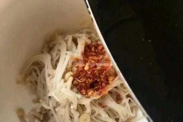 黄瓜金针菇的做法图解7
