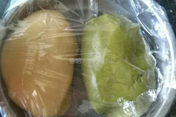 抹茶蛋黄酥的做法图解3
