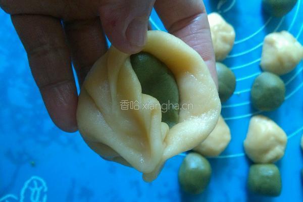 抹茶蛋黄酥的做法图解7