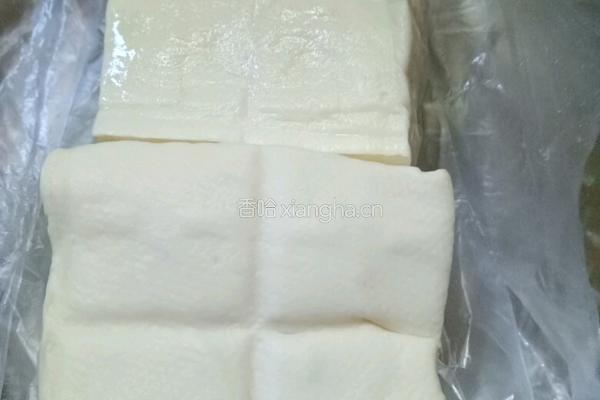 肉末焖客家豆腐的做法图解1