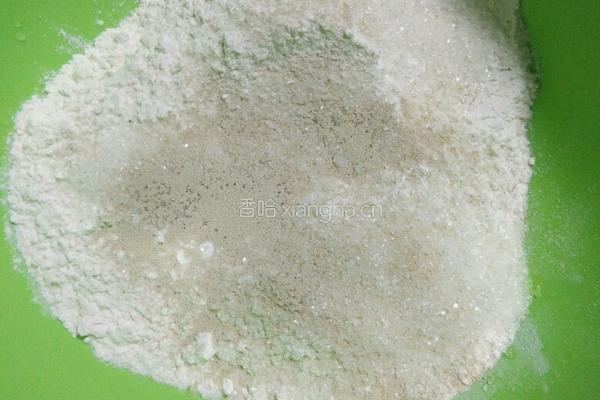 毛毛虫面包的做法图解1