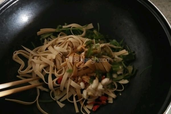 香菜拌千张的做法图解4
