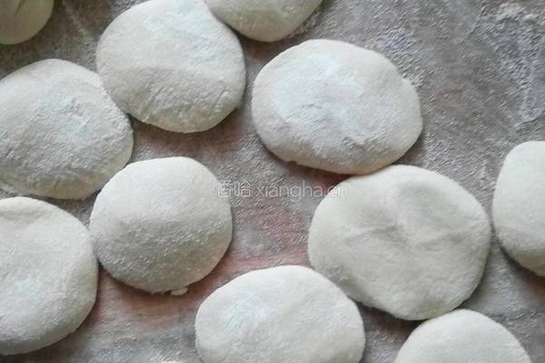 猪肉韭菜饺子的做法图解11