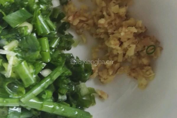 萝卜丝丸子汤的做法图解2
