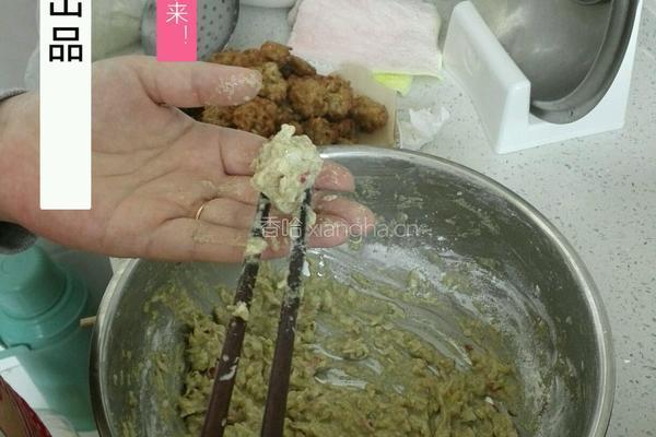 萝卜绿豆丸子的做法图解8