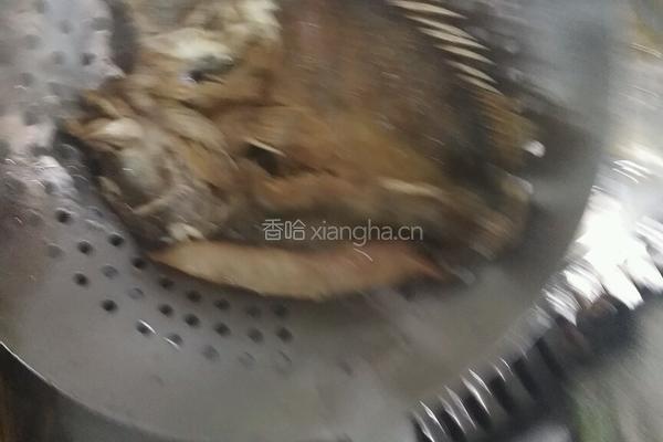 烤臭鳜鱼的做法图解2