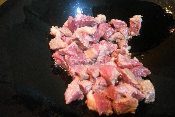 土豆烧牛腩的做法图解6