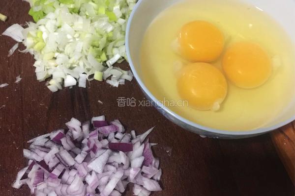 蛋炒饭的做法图解1