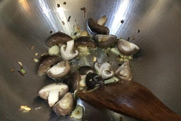 香菇扒油菜的做法图解8