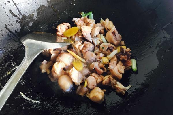 黄焖鸡腿的做法图解6