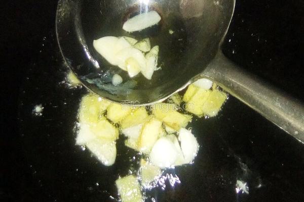泡萝卜回锅肉的做法图解5