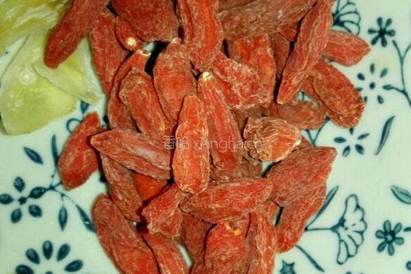 银耳莲子羹的做法图解6