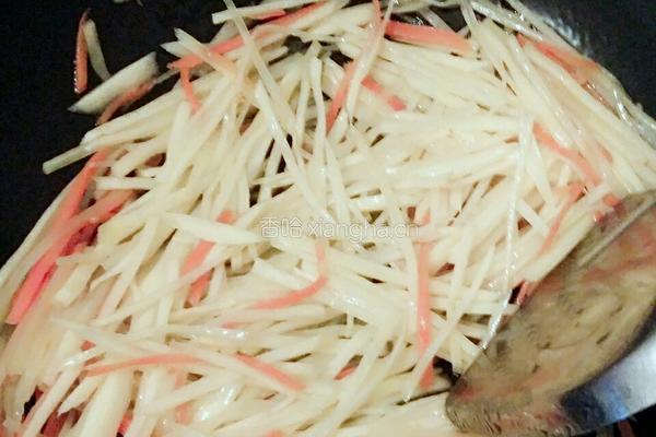 土豆丝炒芹菜的做法图解6