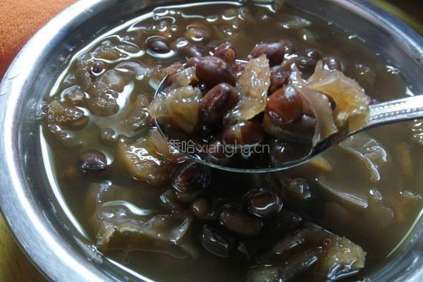 银耳红豆糖水的做法图解5