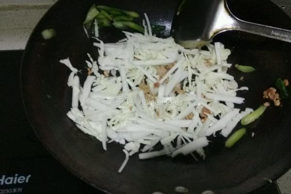 节节高炒年糕的做法图解7