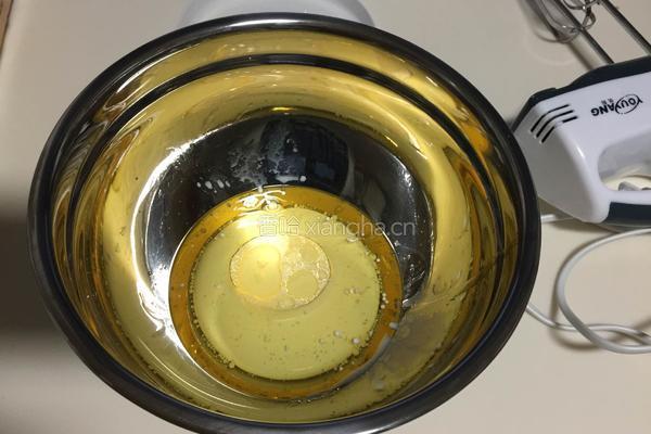 香葱海苔肉松蛋糕卷的做法图解2