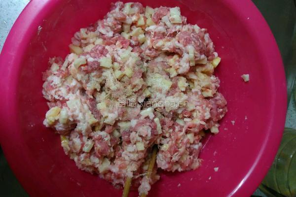 莲藕肉饼的做法图解4