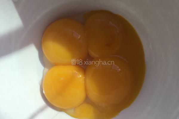 菠菜汁蛋糕卷的做法图解1