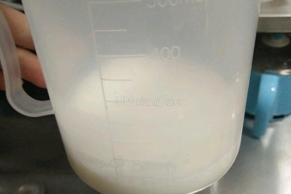 香橙牛奶冻的做法图解2