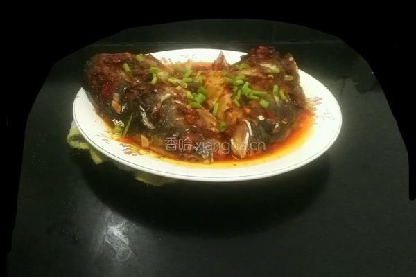 豆瓣酱鱼头的做法图解7