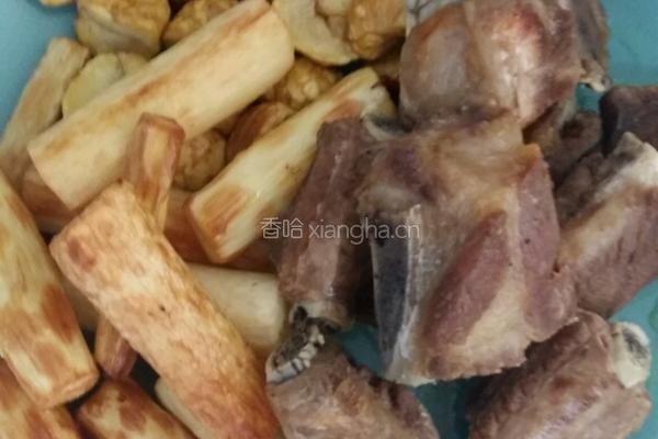 糖醋排骨山药板栗的做法图解6