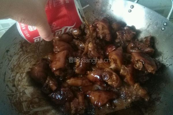 黄豆炖猪脚的做法图解8