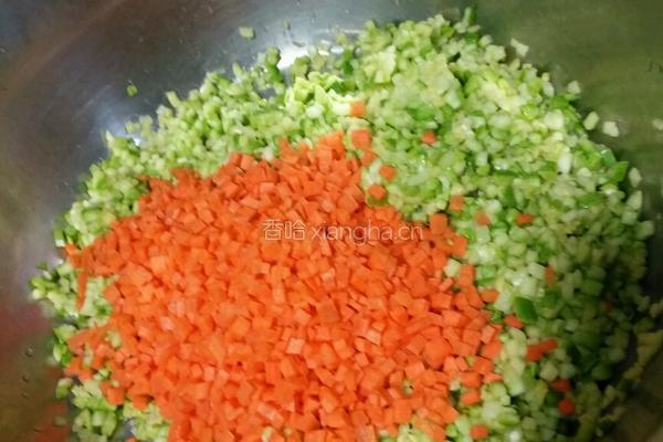 青莲素饺（可生煎）的做法图解1