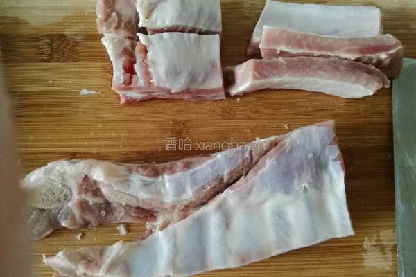 圣诞版红烧排骨的做法图解1