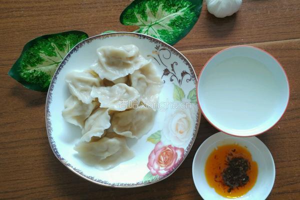 猪肉酸菜水饺的做法图解22