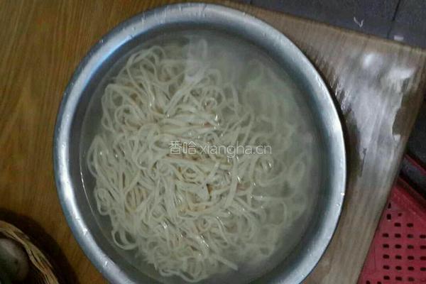 肉丝卤手擀面的做法图解8