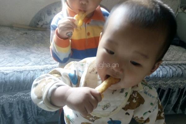 鸡蛋小油条的做法图解7