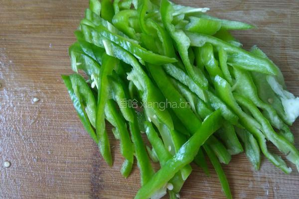 青椒炒鱼干的做法图解4