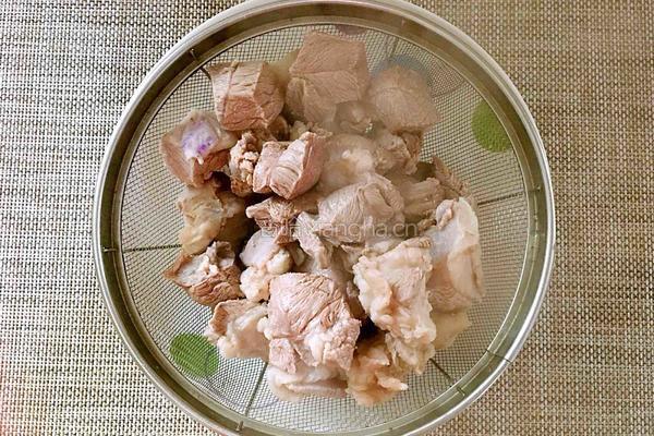 红萝卜炖羊肉的做法图解6