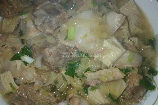 酸菜炖排骨的做法图解8