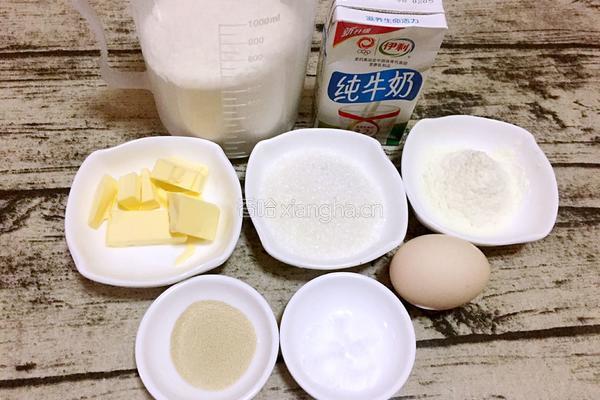 金钱小面包的做法图解1