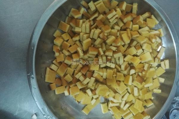 鸡腿菇炖香干的做法图解5
