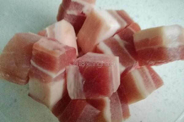圣诞版南乳红烧肉的做法图解2