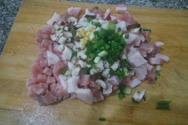红烧猪肉丸的做法图解2