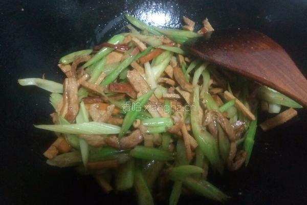 肉丝熏干芹菜的做法图解11