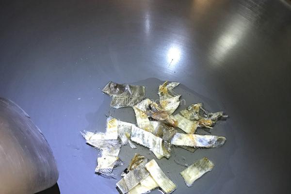 翅脯炒芥兰的做法图解6