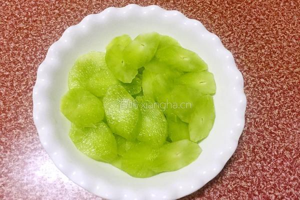 莴笋炒肉的做法图解3