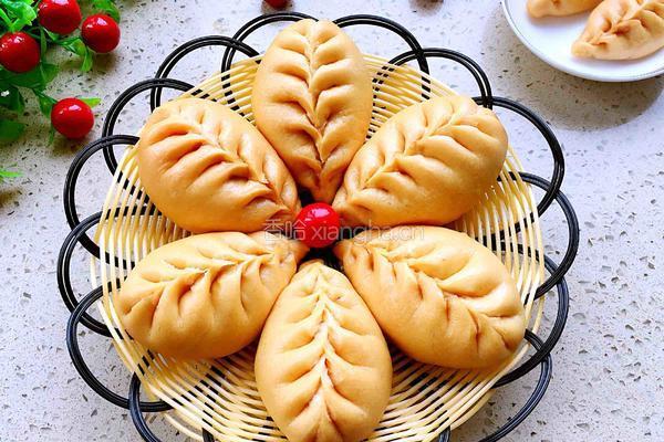 芹菜鲜肉馅包子的做法图解29