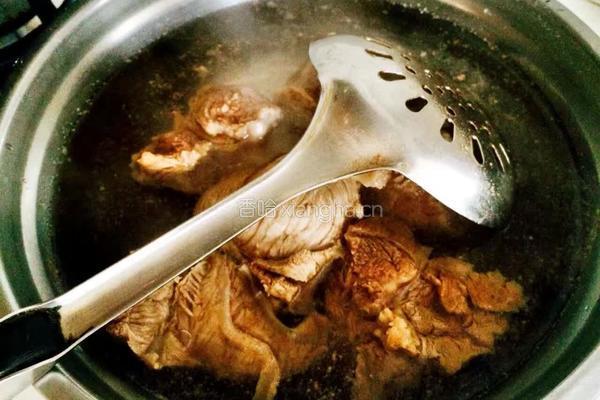 卤牛肉的做法图解4