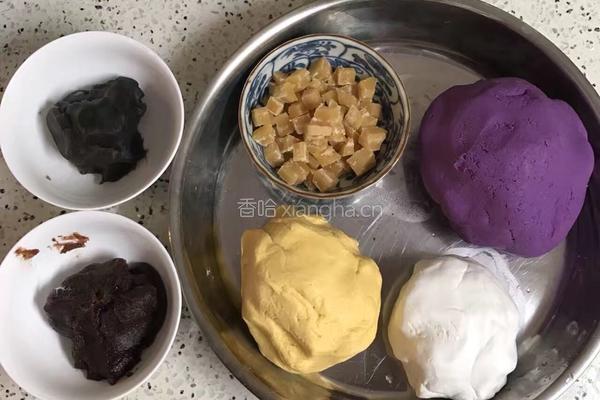 三色汤圆的做法图解2