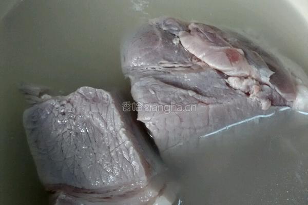 莲藕肉馅的做法图解1