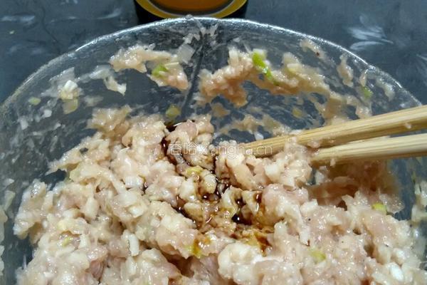 莲藕肉馅的做法图解9