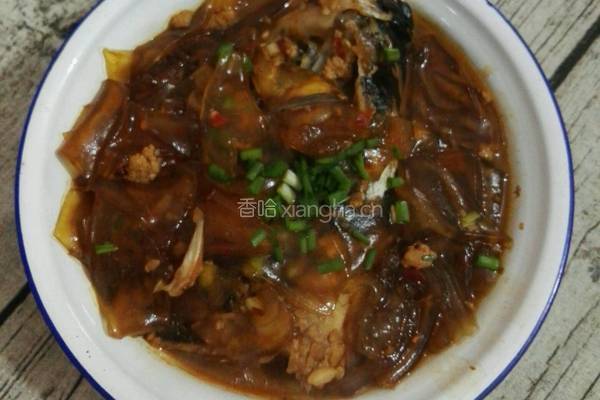 鱼头炖粉皮的做法图解8