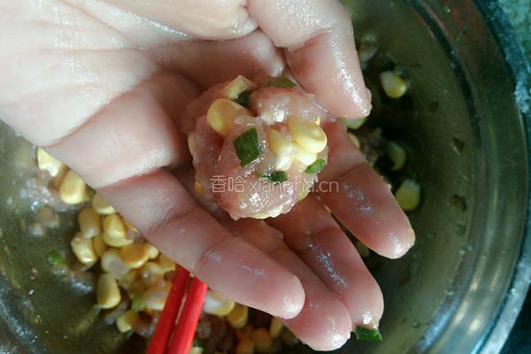 炸肉丸的做法图解3