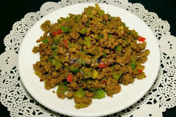  芹菜牛肉渣的做法图解10